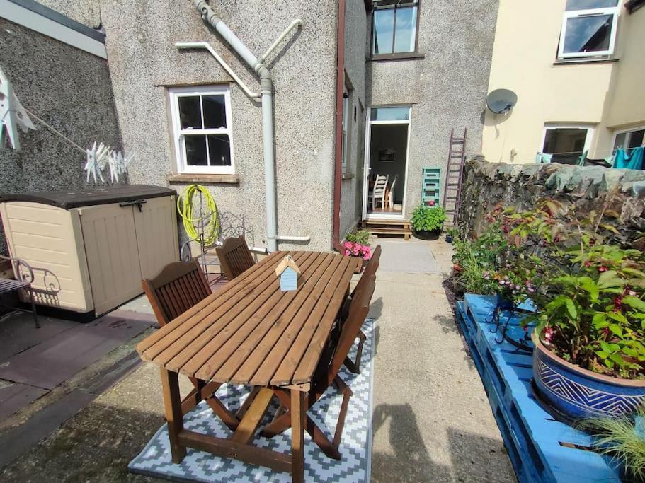 Perfect For Snowdon. Groups, Families+Dogs Welcome Llanberis Exterior foto